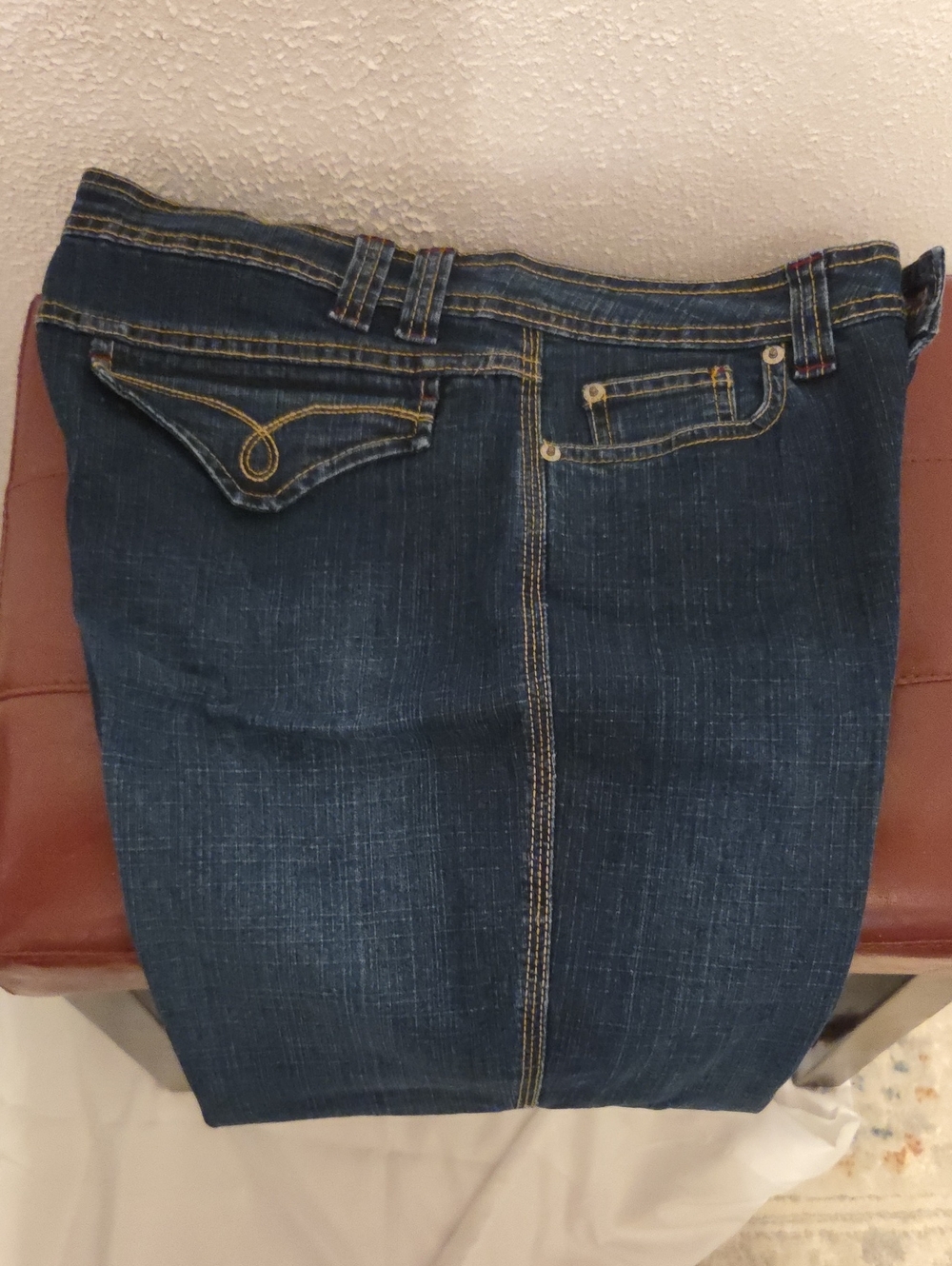 Classic Straight Leg Women's Jeans in Dark Blue